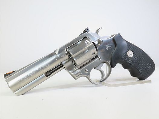 Hermoso Colt King Cobra de 4 pulgadas