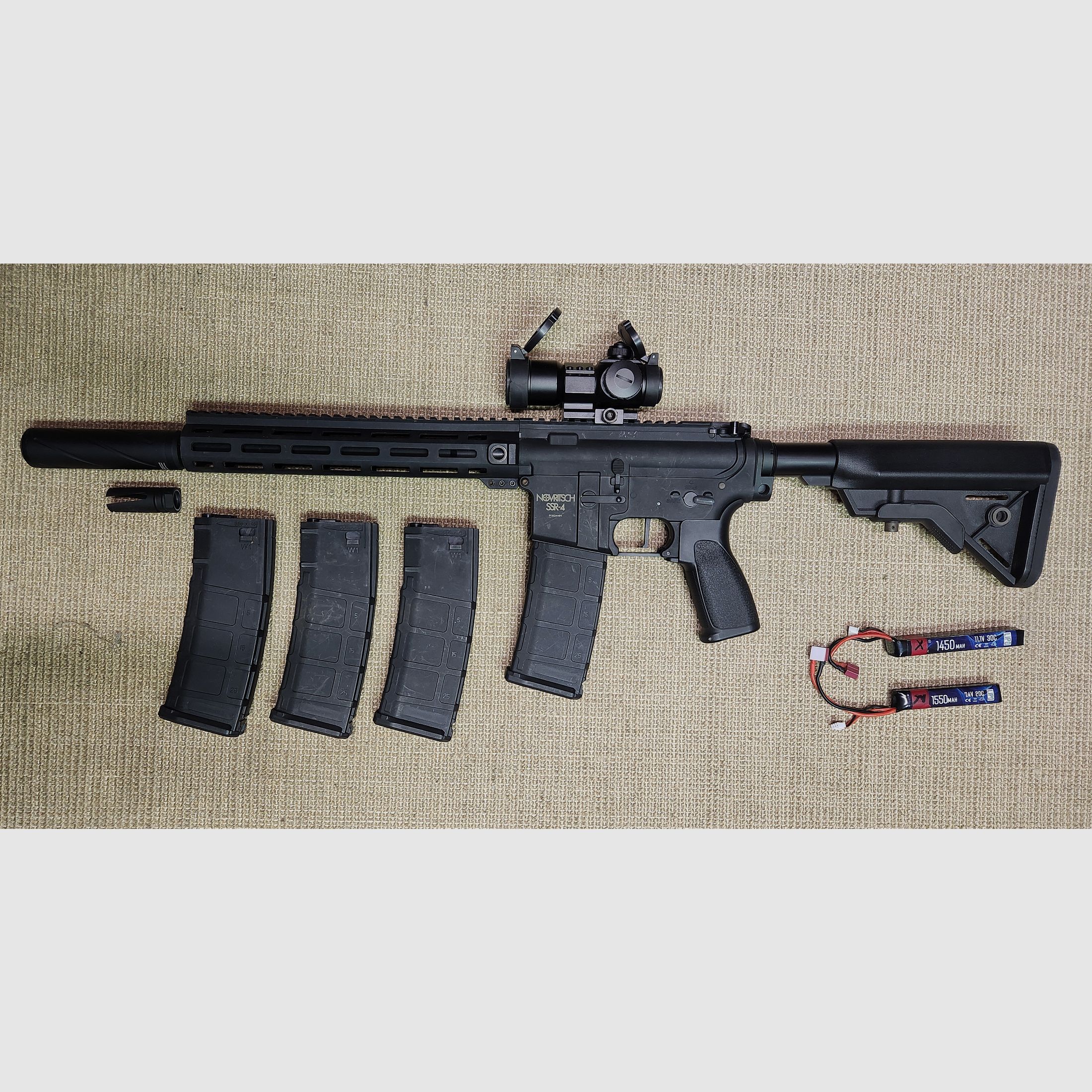 Airsoft SSR4, SSG69, Beretta M92 mit Zubehör und Plattenträger Set