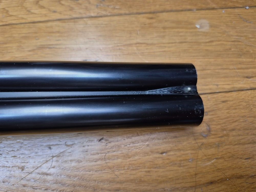 Wunderschönes Gewehr Idéal N°2 / 302 – Kaliber 12/67 – Eines der schönsten Gewehre der Welt – 90 Jahre und kein Makel – Manufrance – Englischer Schaft aus ausgewähltem Nussbaum – Kein Spiel – Sehr schöne Spiegel-Läufe – Unverwüstliche Mechanik – Feine Waffe rein französisch – TBE, Bild 27 von 35