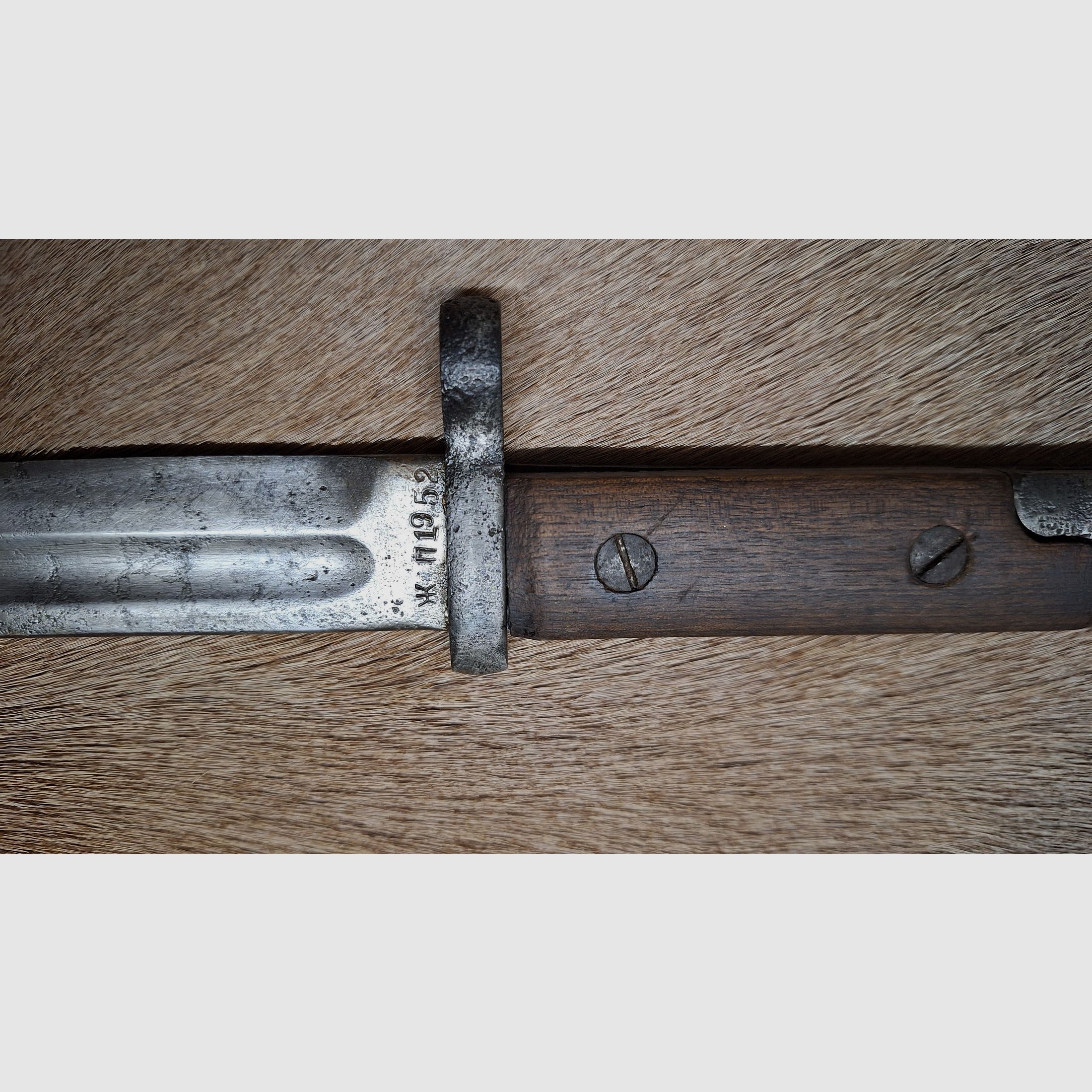 SVT 38 Tokarev bayoneta de sable
