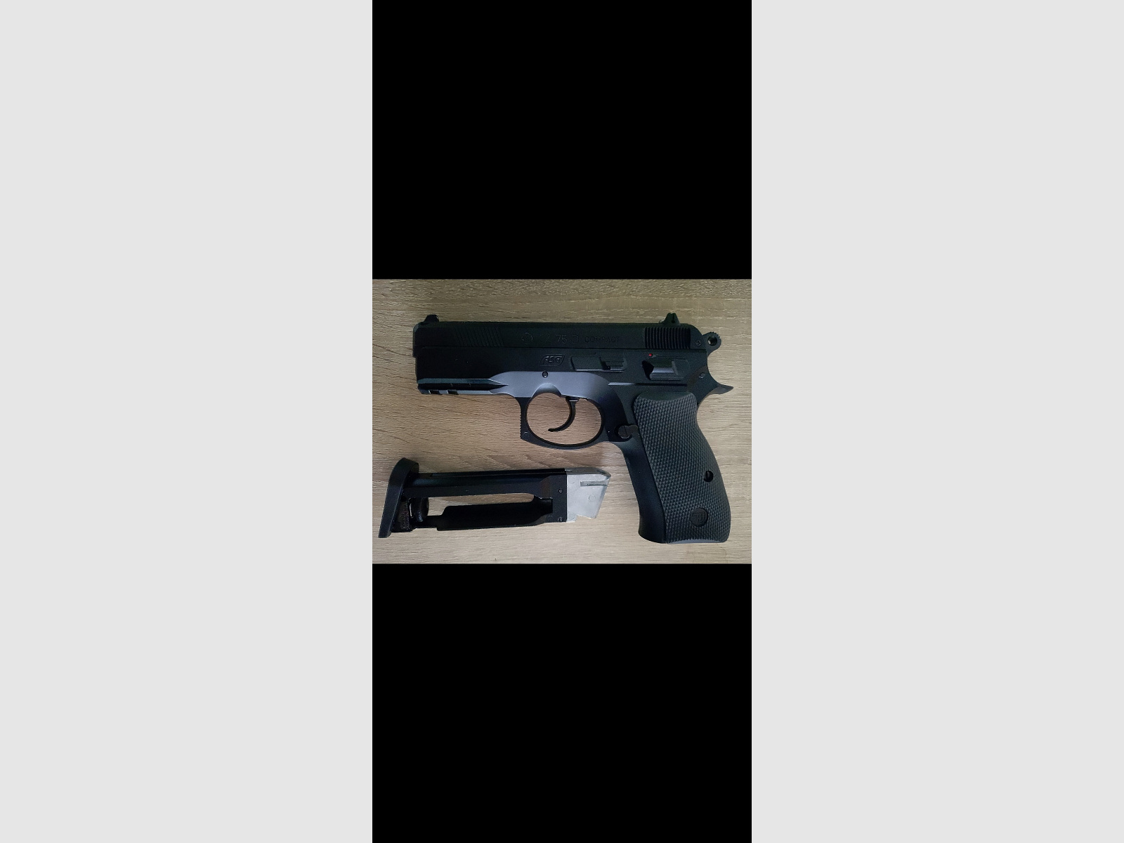 CZ 75 D Compact CO2 