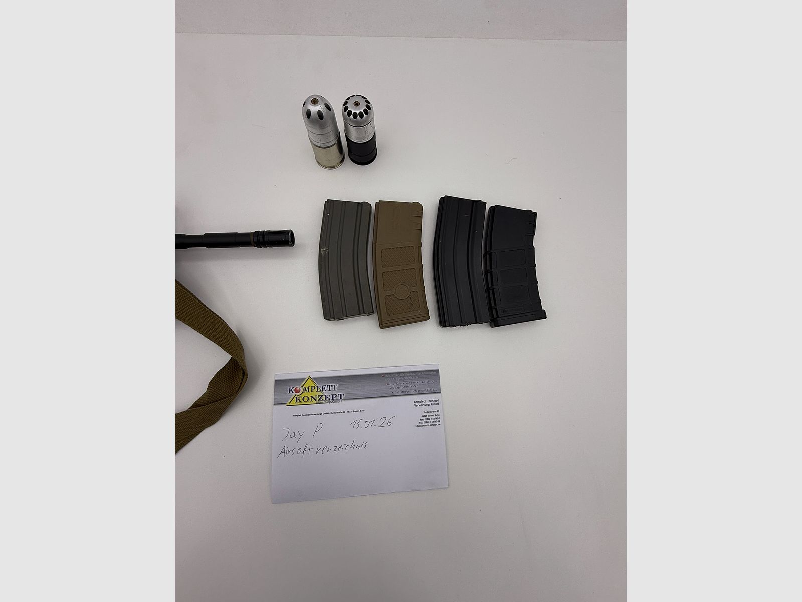 Evolution Airsoft M4 S-AEG stile US Marine con lanciagranate M203 funzionante – incluso 2× granate da 40 mm