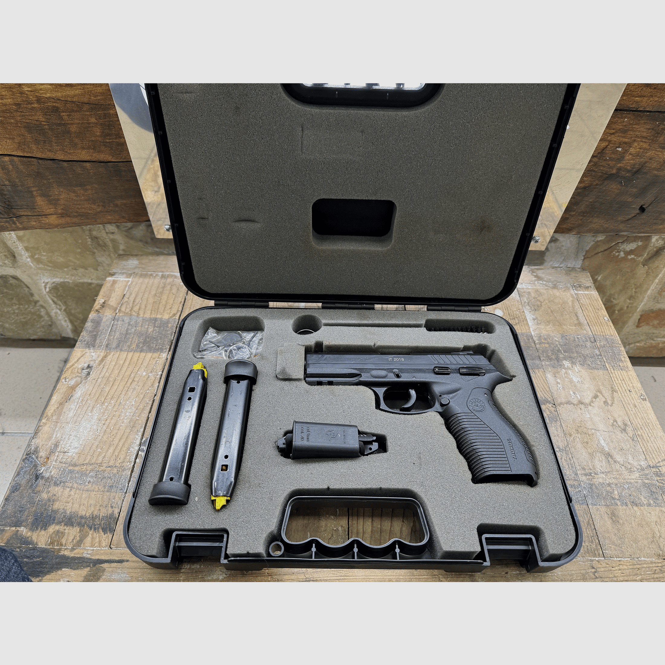 GEBRAUCHT – PISTOLE – TAURUS MOD. PT809 9×21, Bild 4 von 4