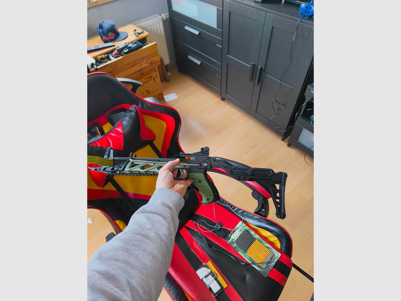 Alligator II 80 lbs Armbrust neu mit Zubehör 