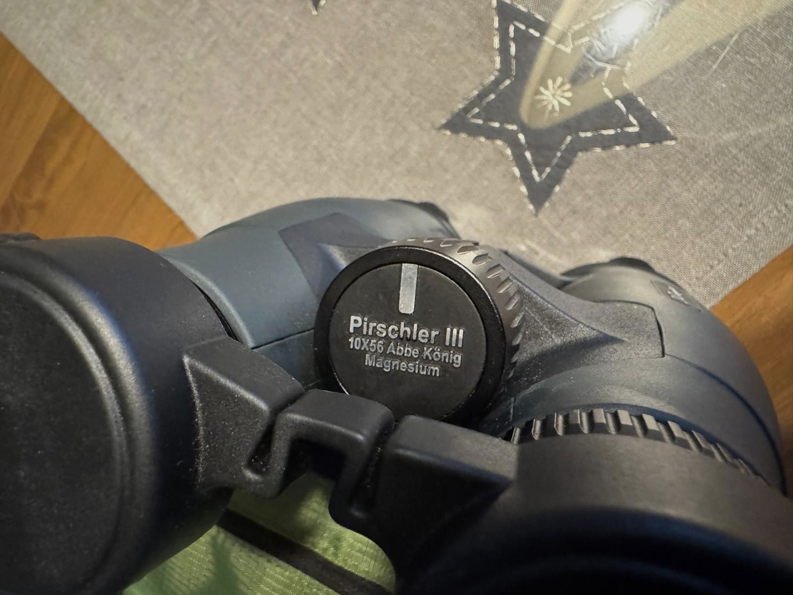 DDoptics Pirschler Fernglas 10x56 grün - 3. Generation
