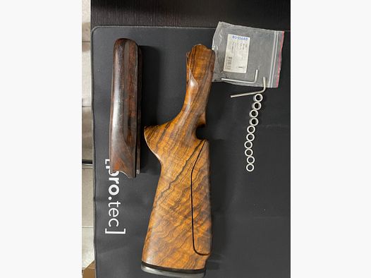 Beretta 682 Gold – Schaftset (achterste schacht + voorste schacht, verstelbaar, walnoot, rechts)