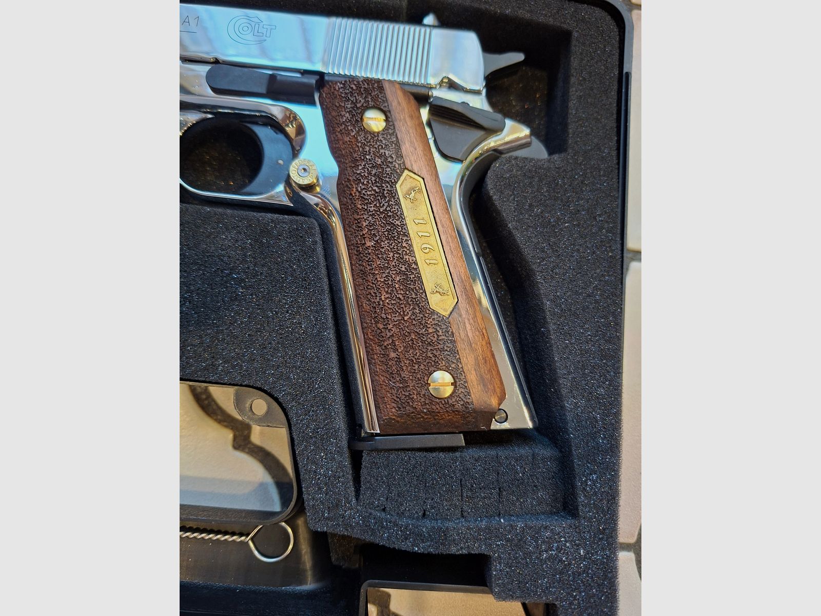 Colt 1911 Chrom, nowy, nie strzelany, długa prowadnica sprężyny, przedmiot kolekcjonerski. Cena do negocjacji!