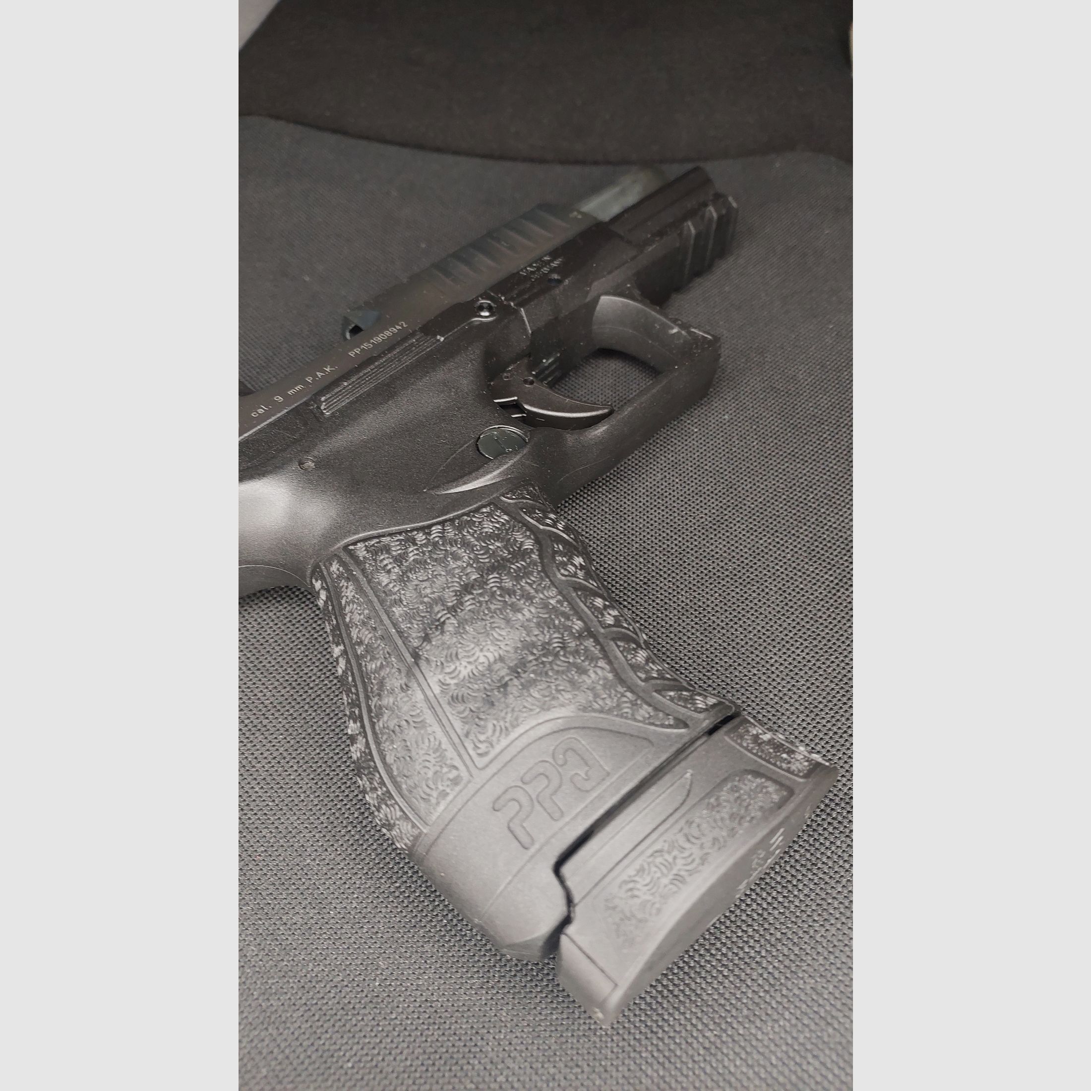 Walther PPQ M2 Navy Kit Schreckschuss Pistole 9mm P.A.K. schwarz (PTB 958) - mit Schalldämpfer