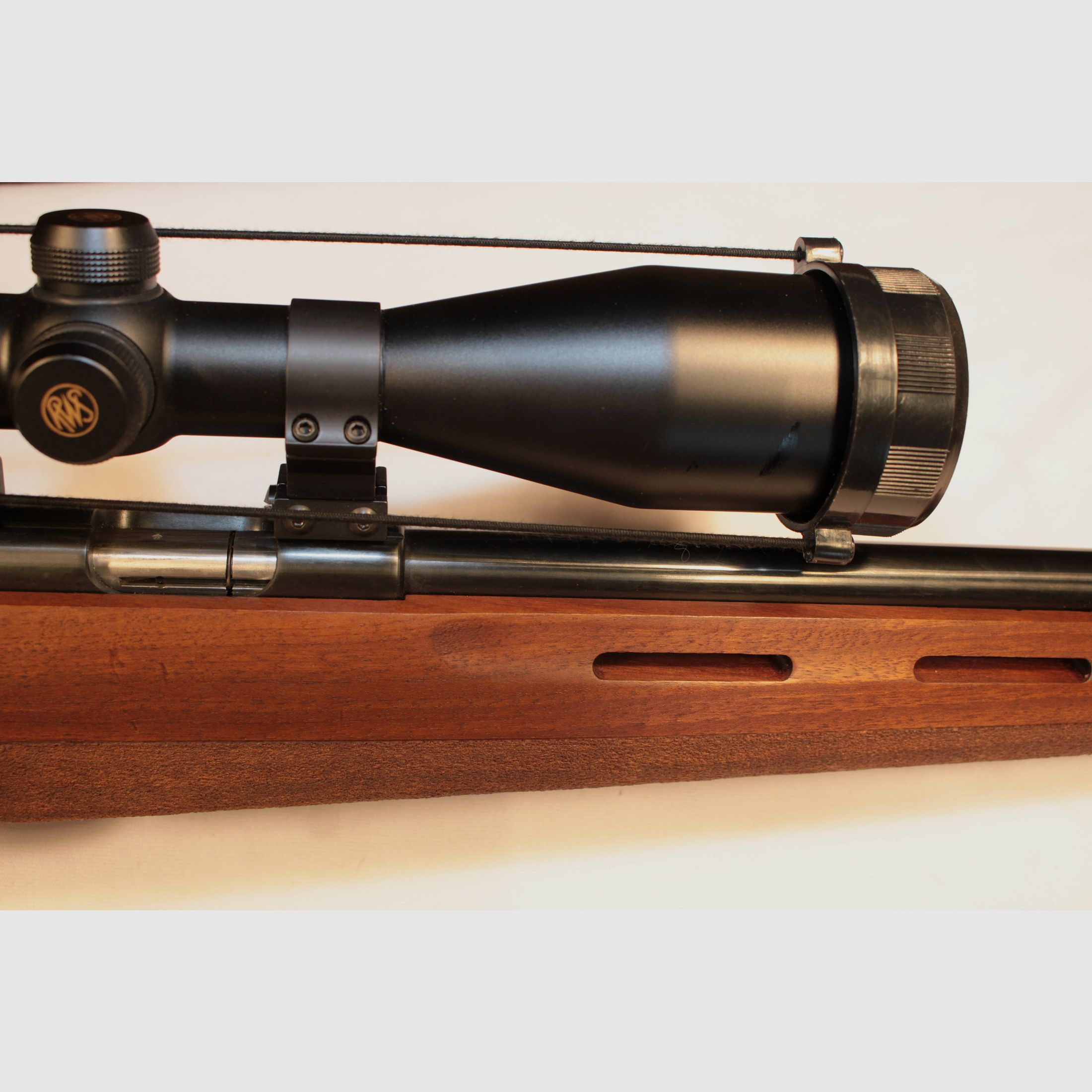 Weihrauch Model HW 66 - like new.