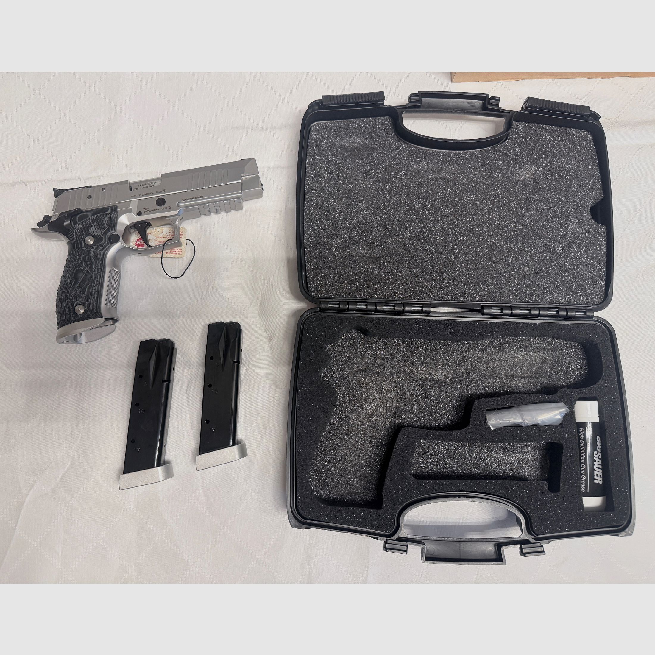 SIG Sauer P226 X-Five Supermatch SAO 9×19 – unused – Made in Germany (Eckernförde) + 1000 rounds GECO Hexagon