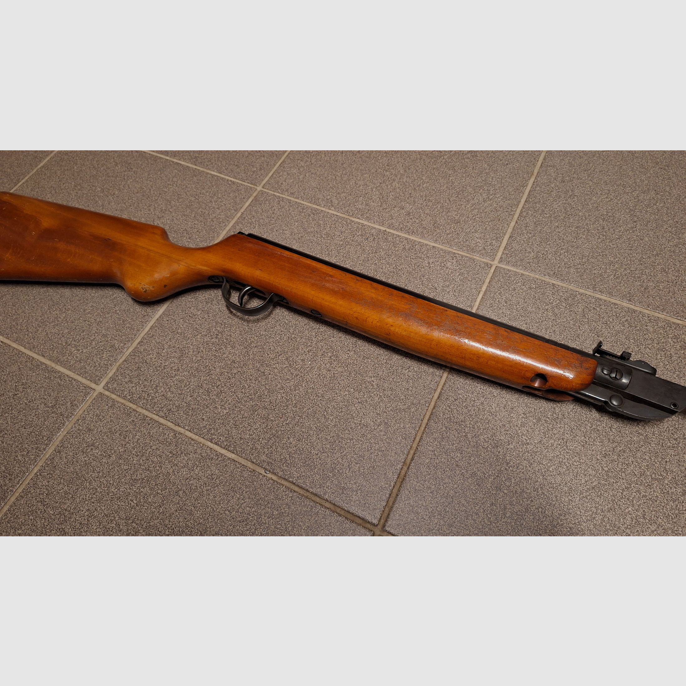 Karabinek pneumatyczny Modell 302 Haenel Suhl oryginalny DDR