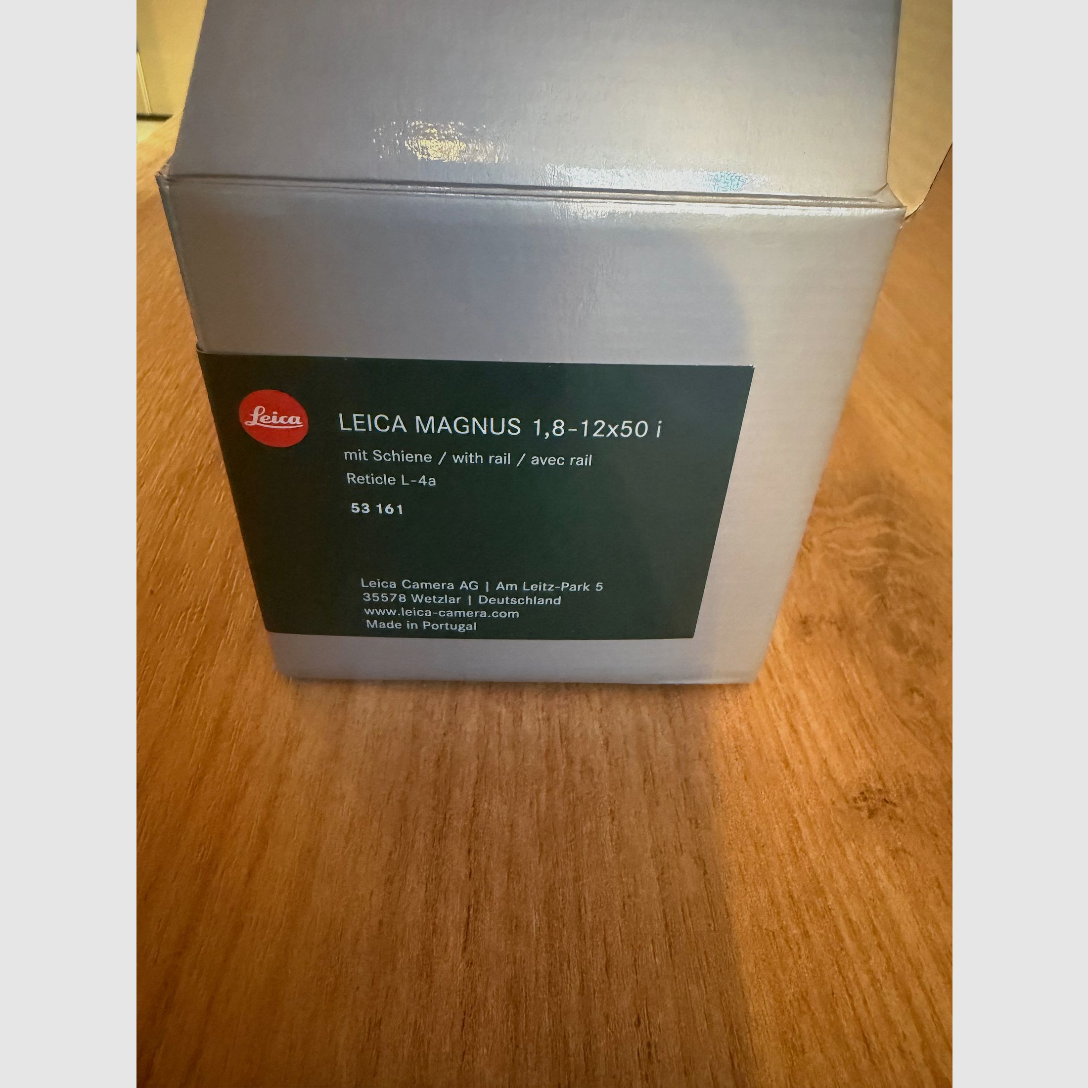 Leica Magnus 1.8-12x50 i, with rail