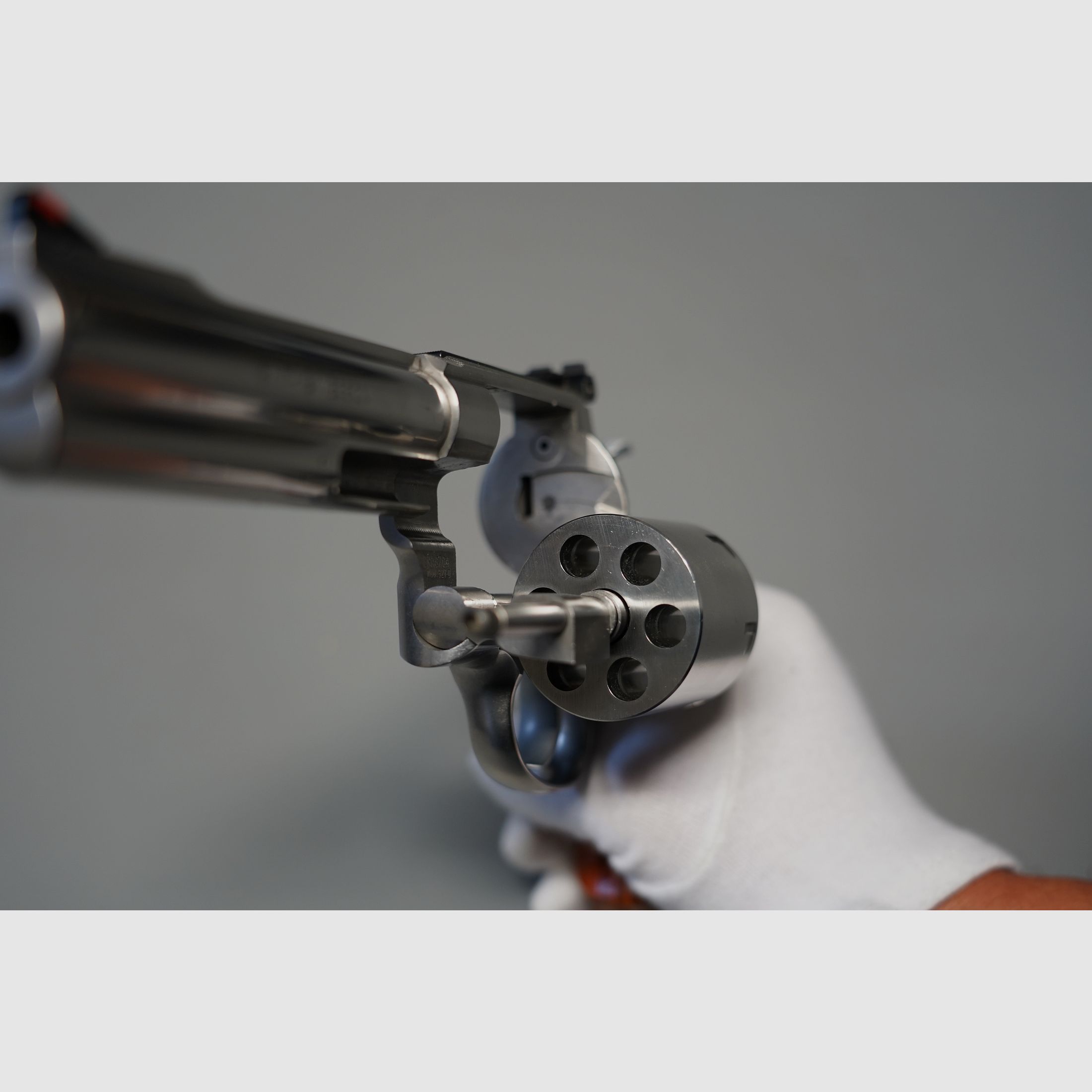 Smith & Wesson Model 627-0, kal. 357 Mag., w doskonałym stanie,