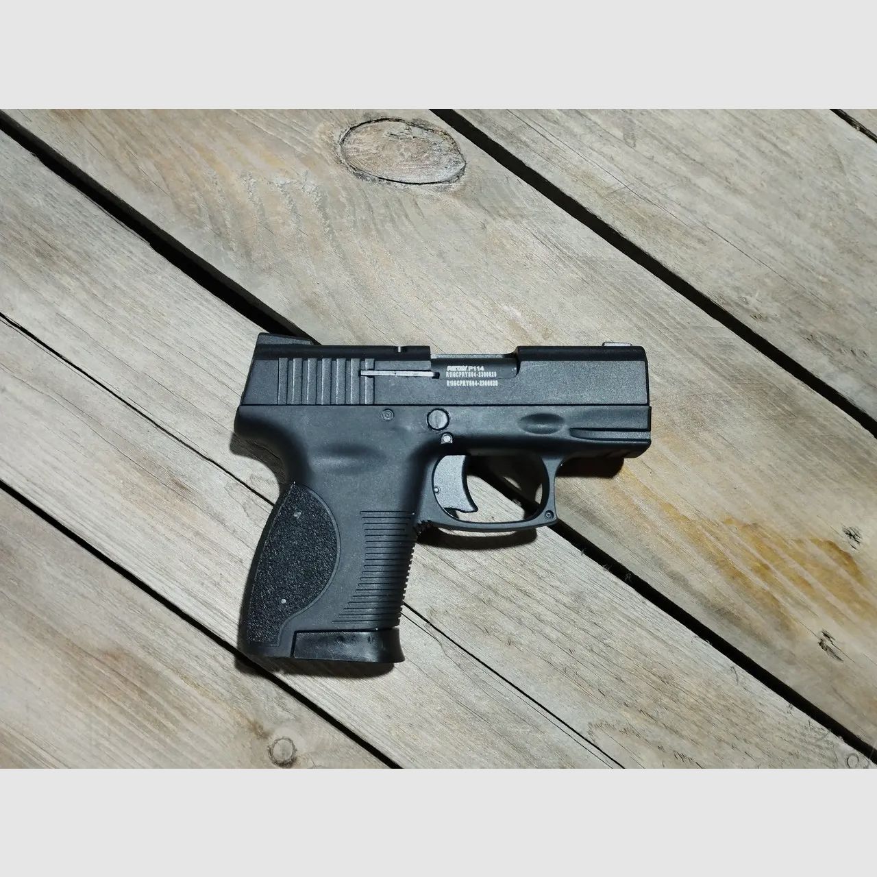 Retay P114 pistola de fogueo 9mm P.A.K. Nueva - Envío a toda la UE