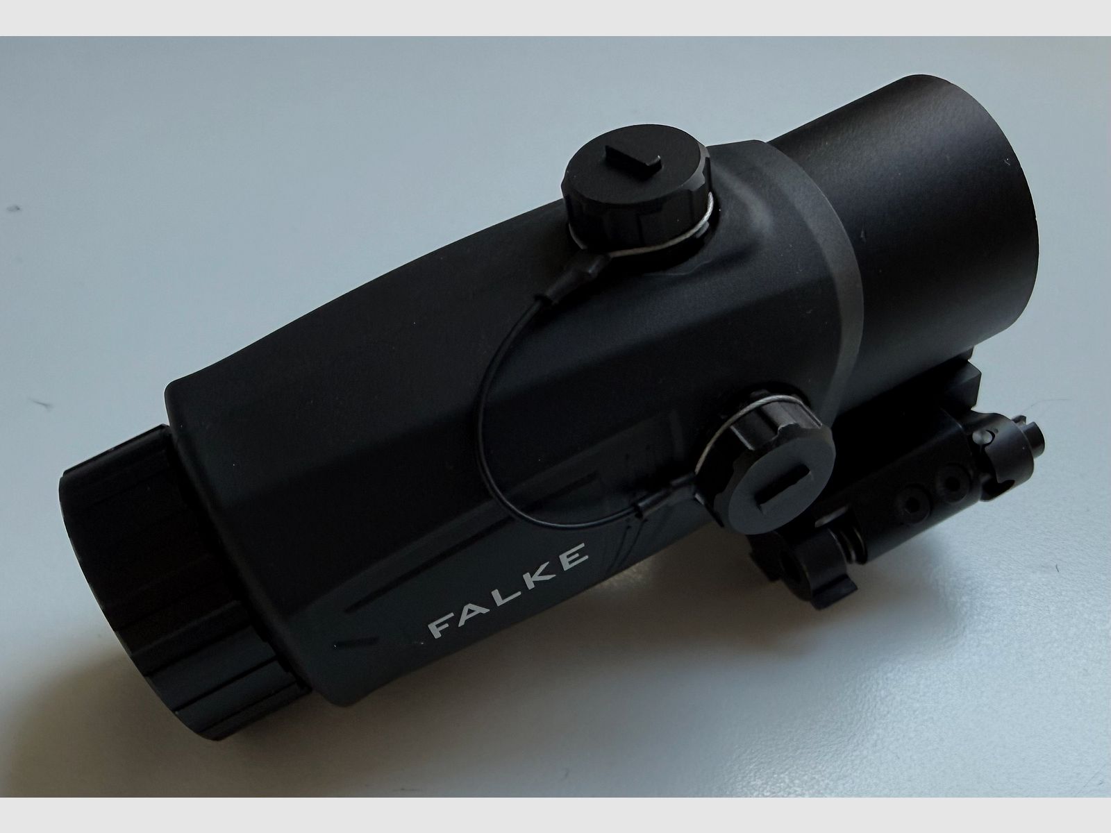 Falke B5 X Magnifier - LIKE NEW