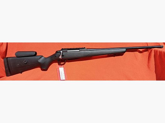TIKKA T3x Lite ADJ Corto con rail Picatinny