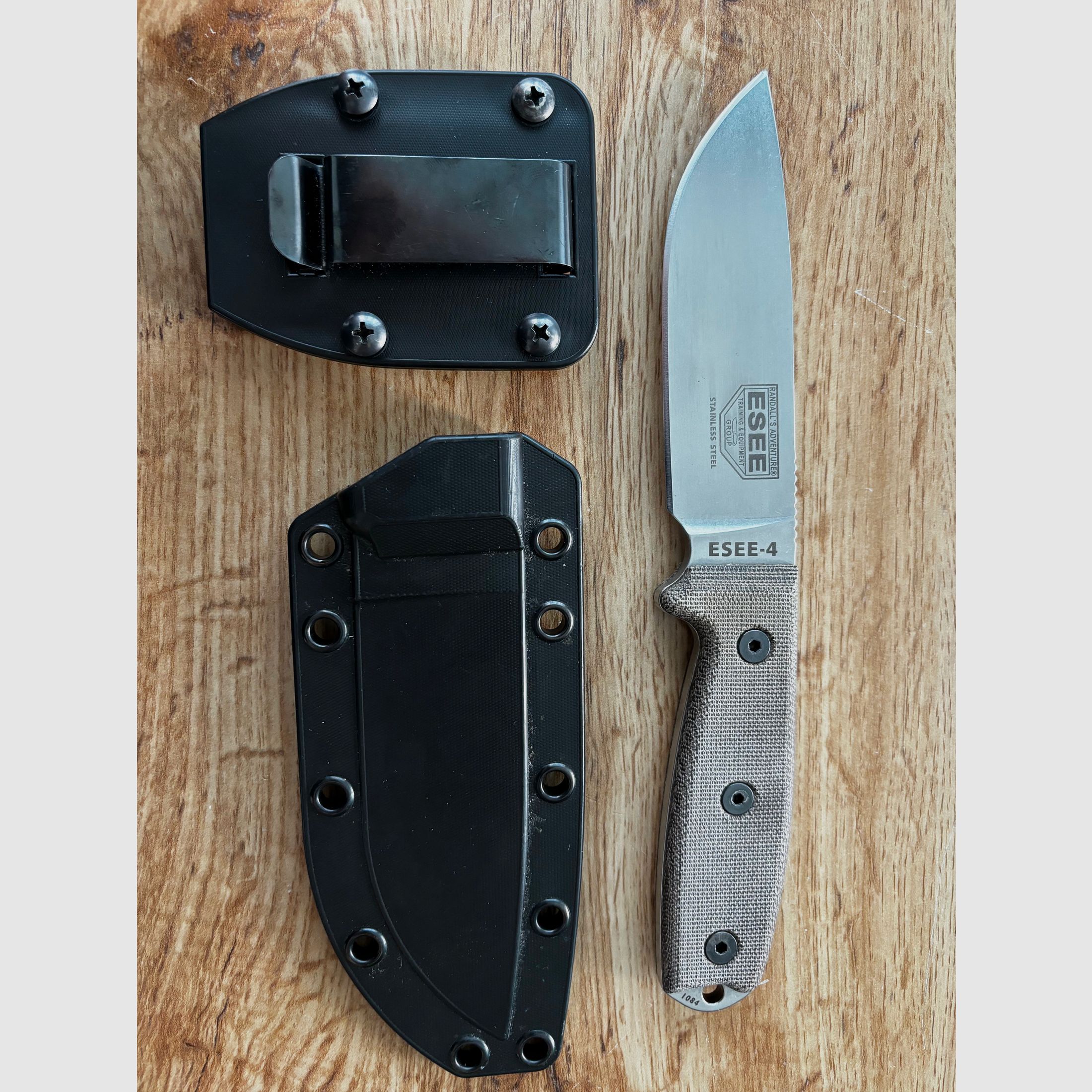 Esee 4 - Stainless Steel - aus Sammlung 