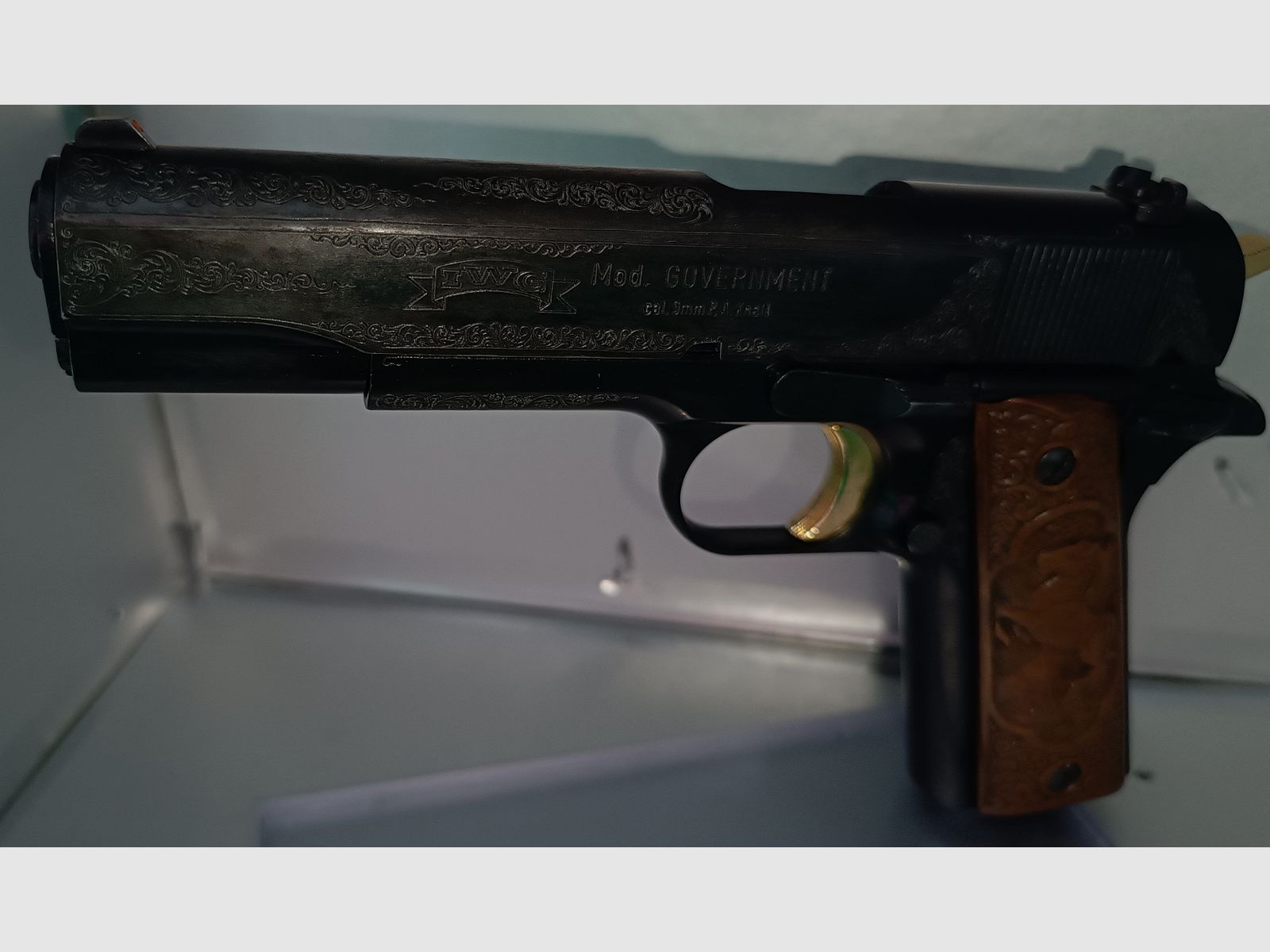I.W.G Colt 1911 Sondermodell Graviert 