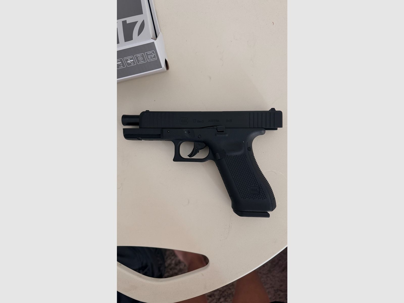 Umarex Glock 17 Gen5 CO₂ 4,5 mm BB Blowback – Comme neuf + OVP + Facture + 8 CO₂ + BBs