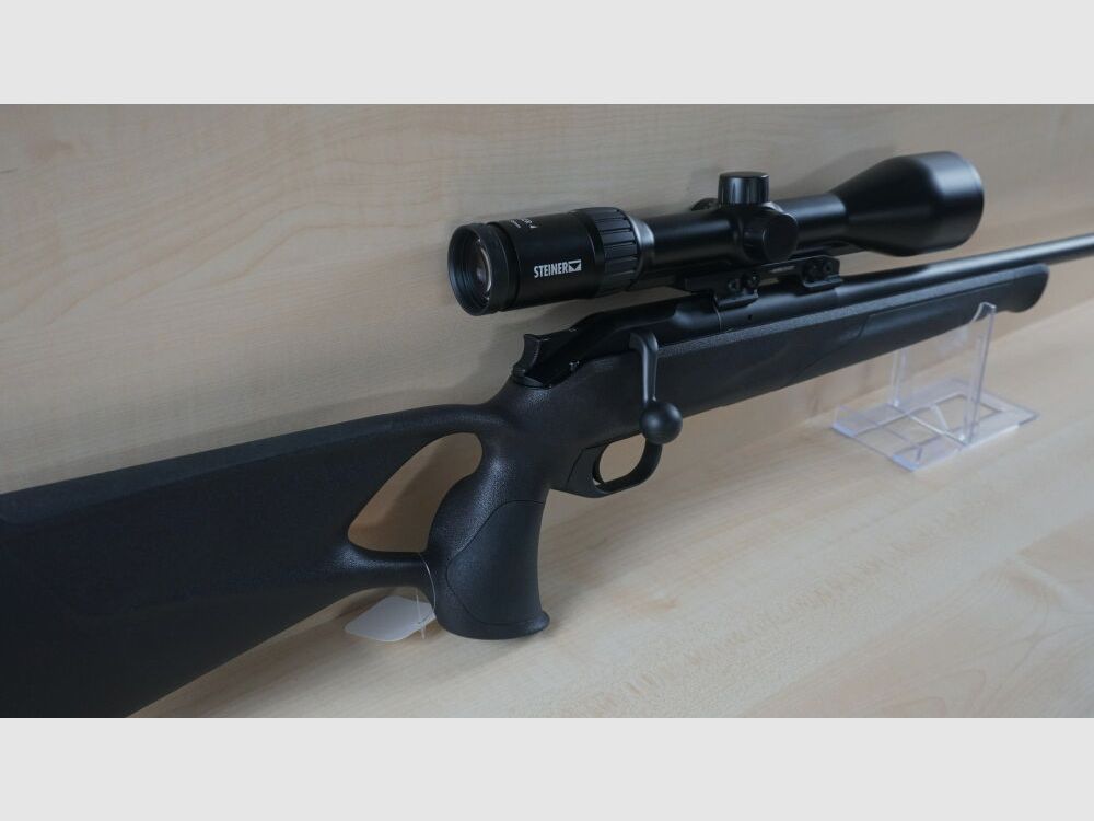 Blaser R8