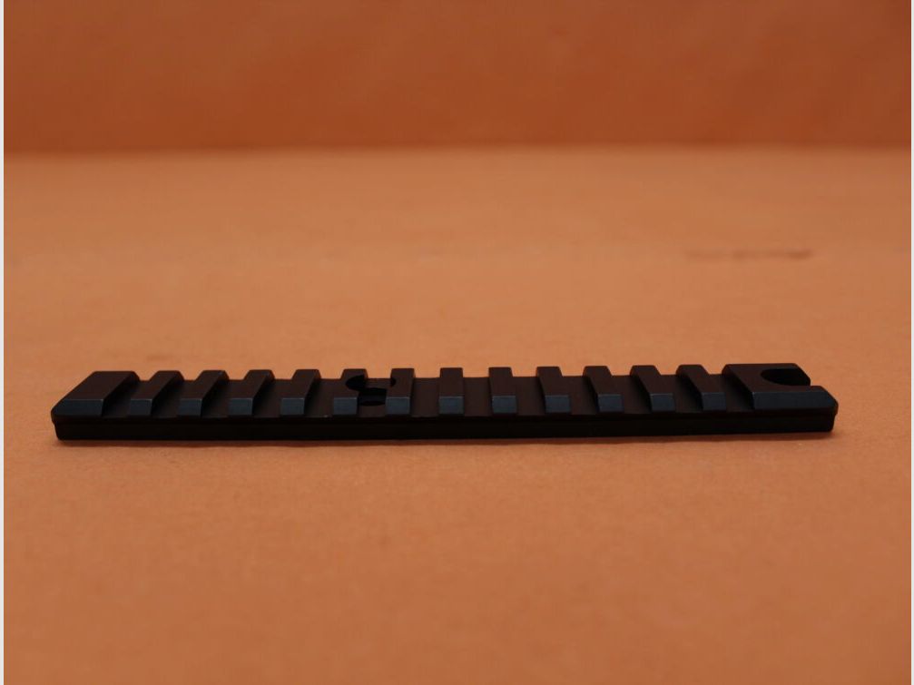 HERA Heckler&Koch HK HK243/SL8: Bottom-Rail HERA Picatinnyschiene 155mm Alu schwarz f. Handschutz (unten)