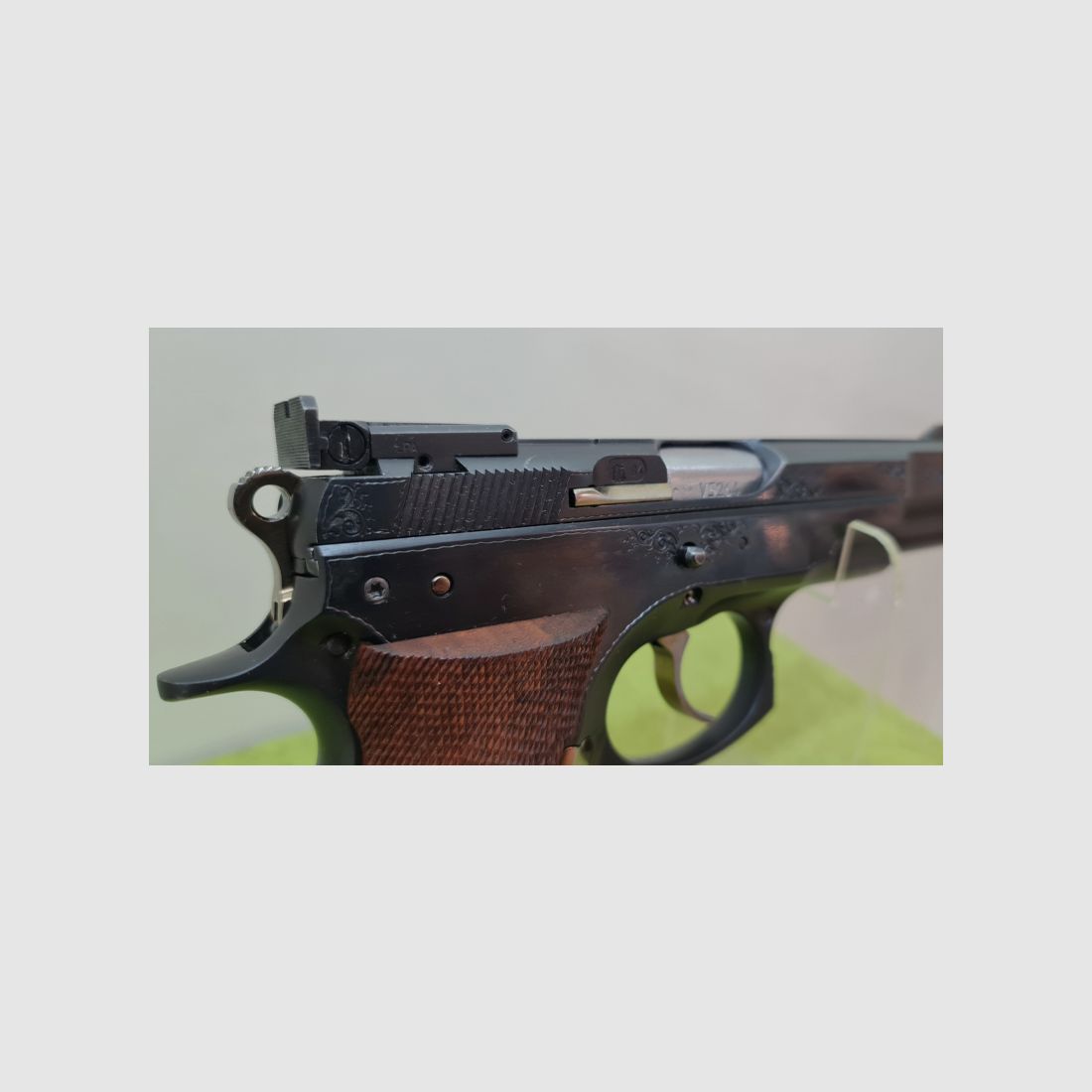 CZ 75 LUXUS in 9mm Luger sehr selten top top