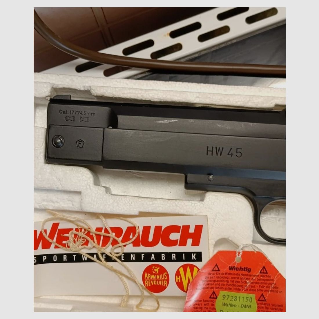 Pistola de aire Weihrauch HW 45 Pavonado