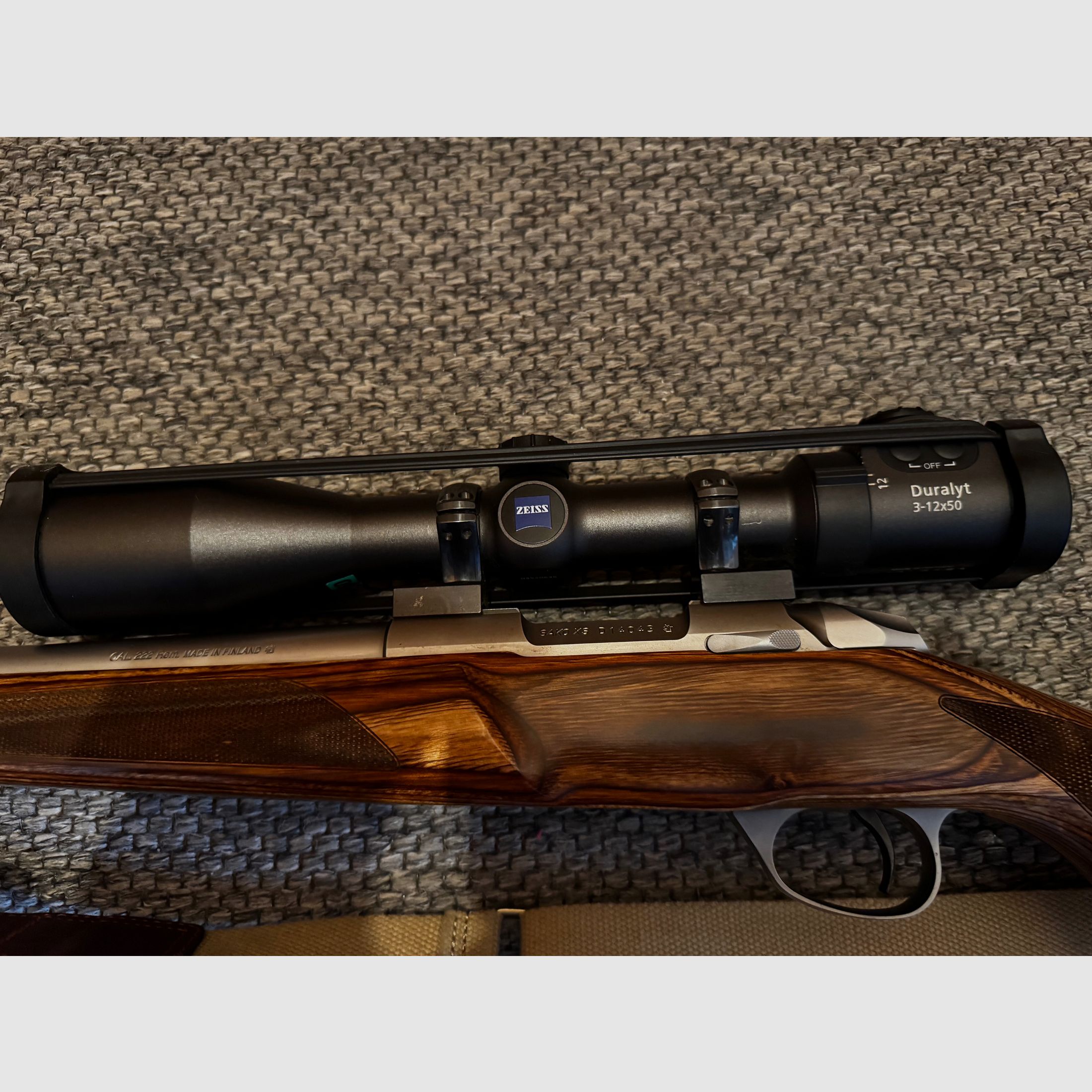 Sako 85 varmint laminated + Zeiss Duralyt  *top*
