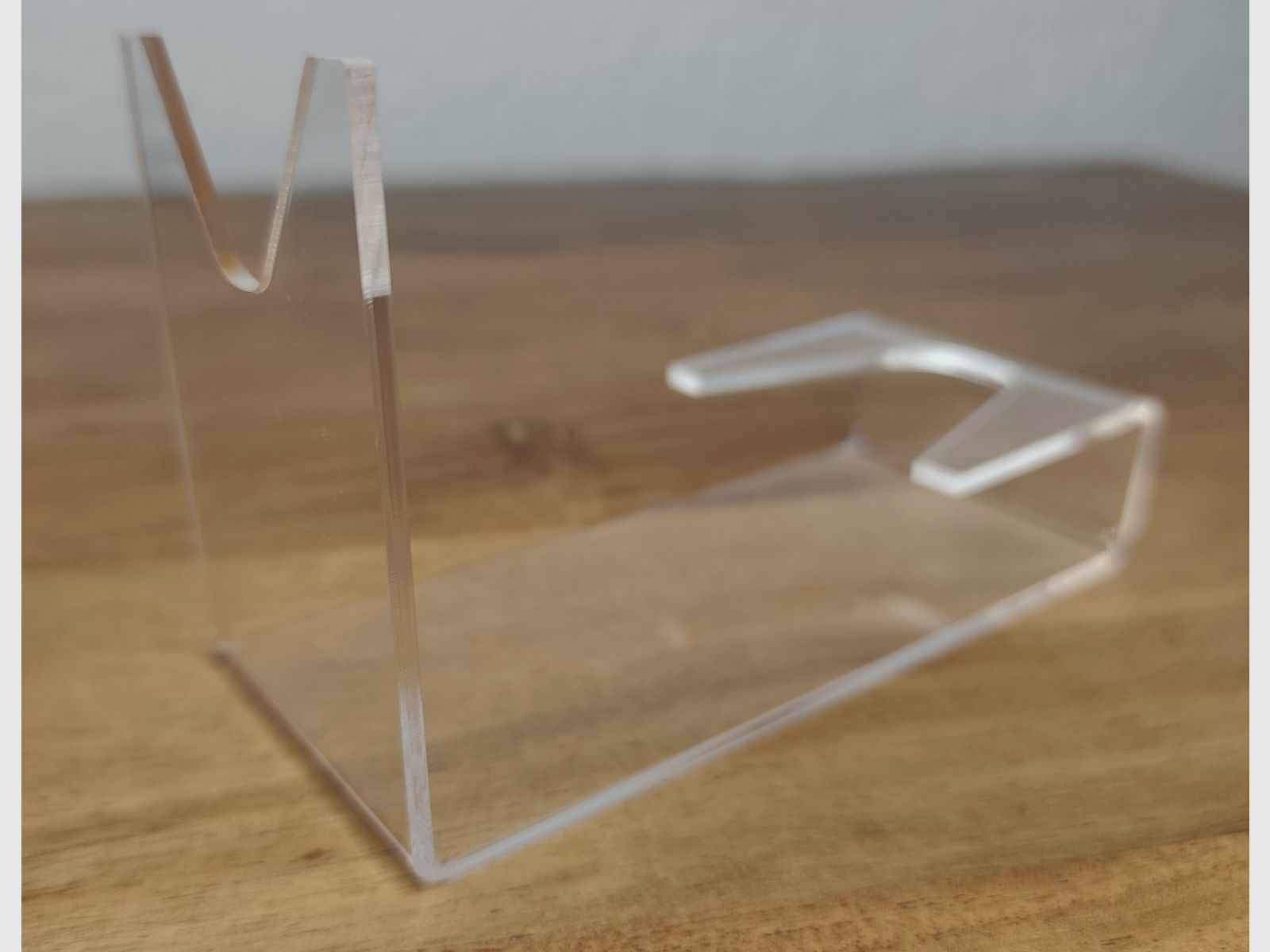 Acrylic pistol stand