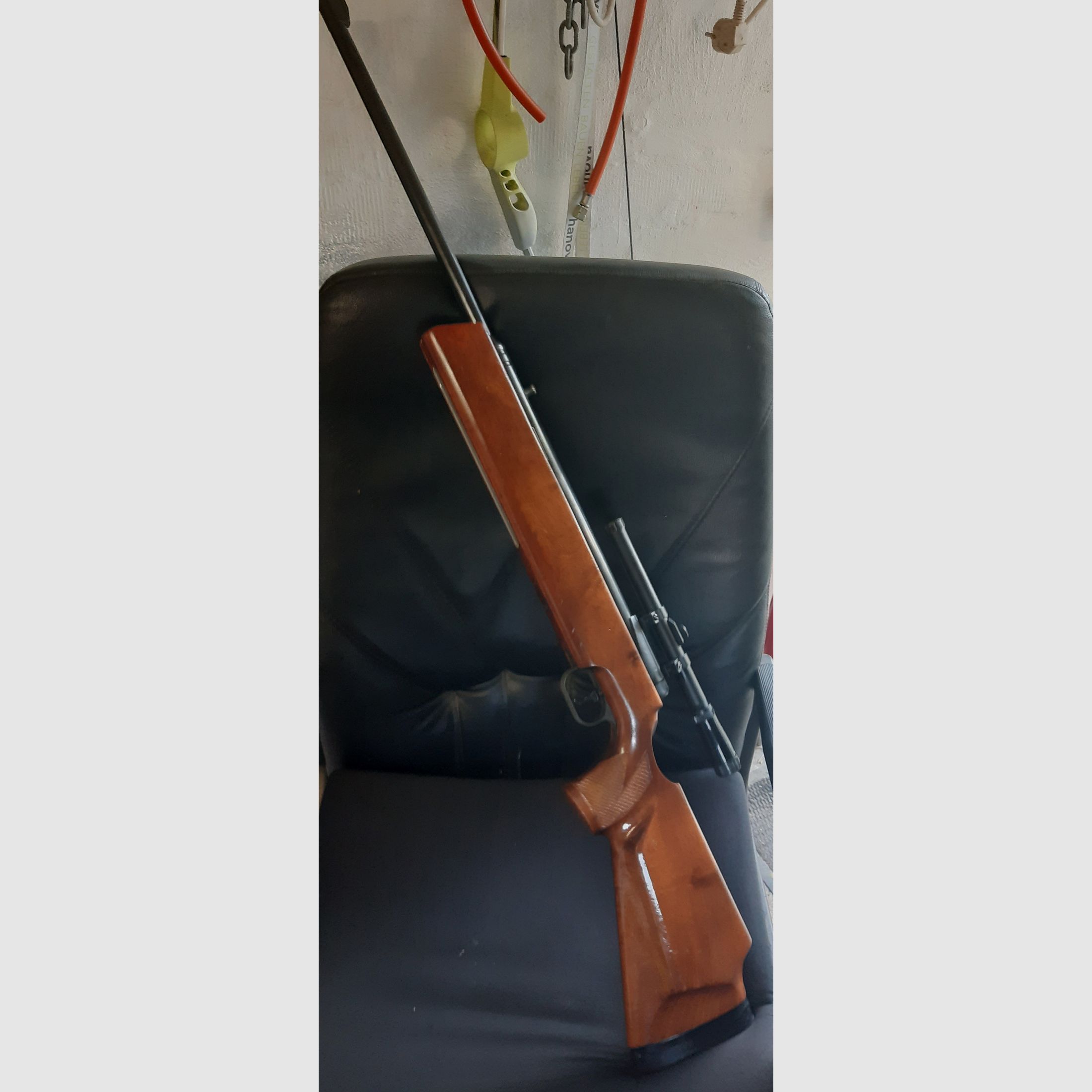 Luftgewehr   Anschütz   Mod 220 Baujahr   1966    Kaliber:  4,5mm 