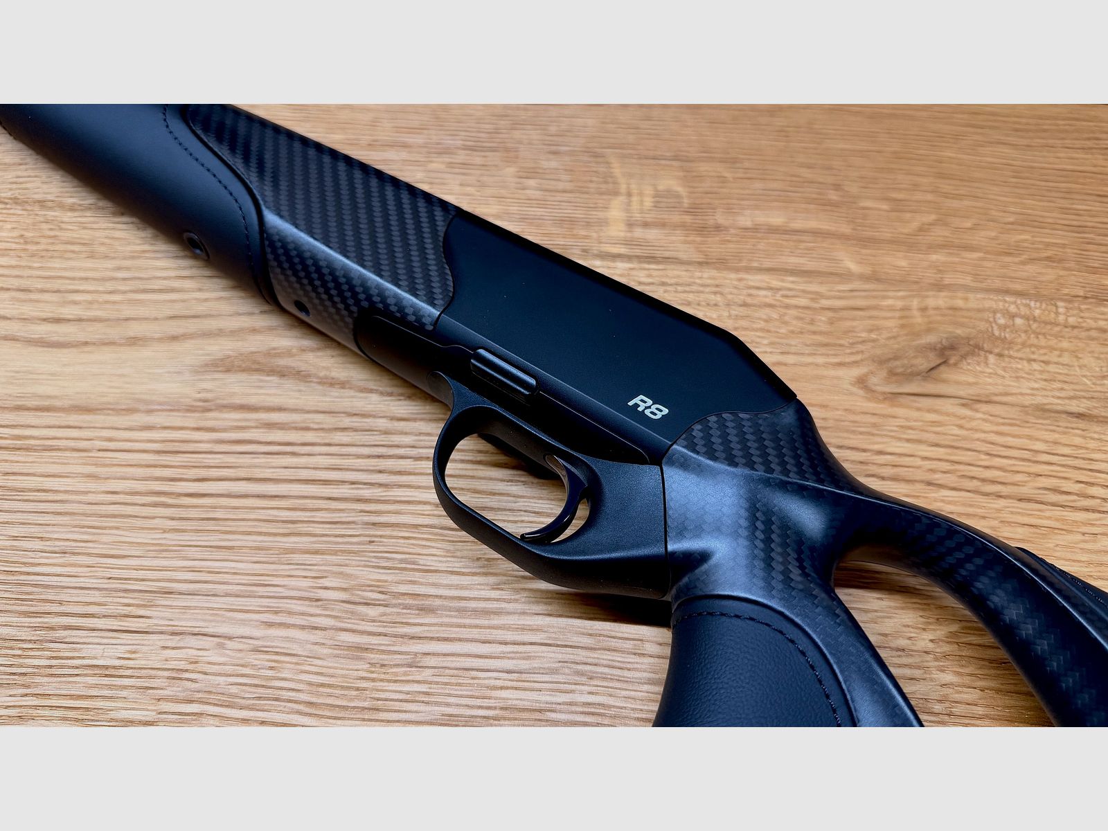 Blaser R8 Ultimate Carbon leather case / Standard version 17mm / Logo silver / Easy Custom leather