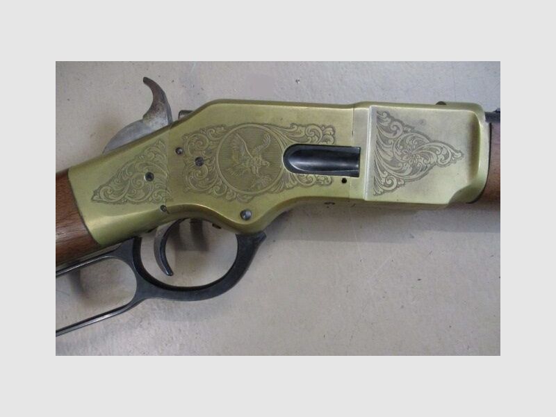 Unterhebelrepetierbüchse Hege-Uberti Mod. 66 Yellow Boy mit Gravur 66 Carbine