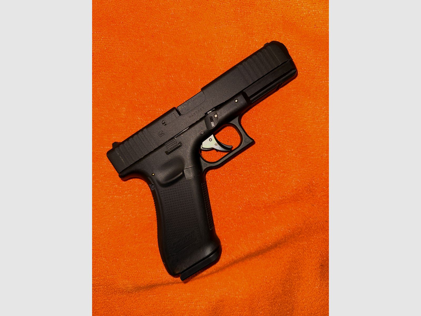 Glock 17 gen 5 airsoft, immagine 3 di 4