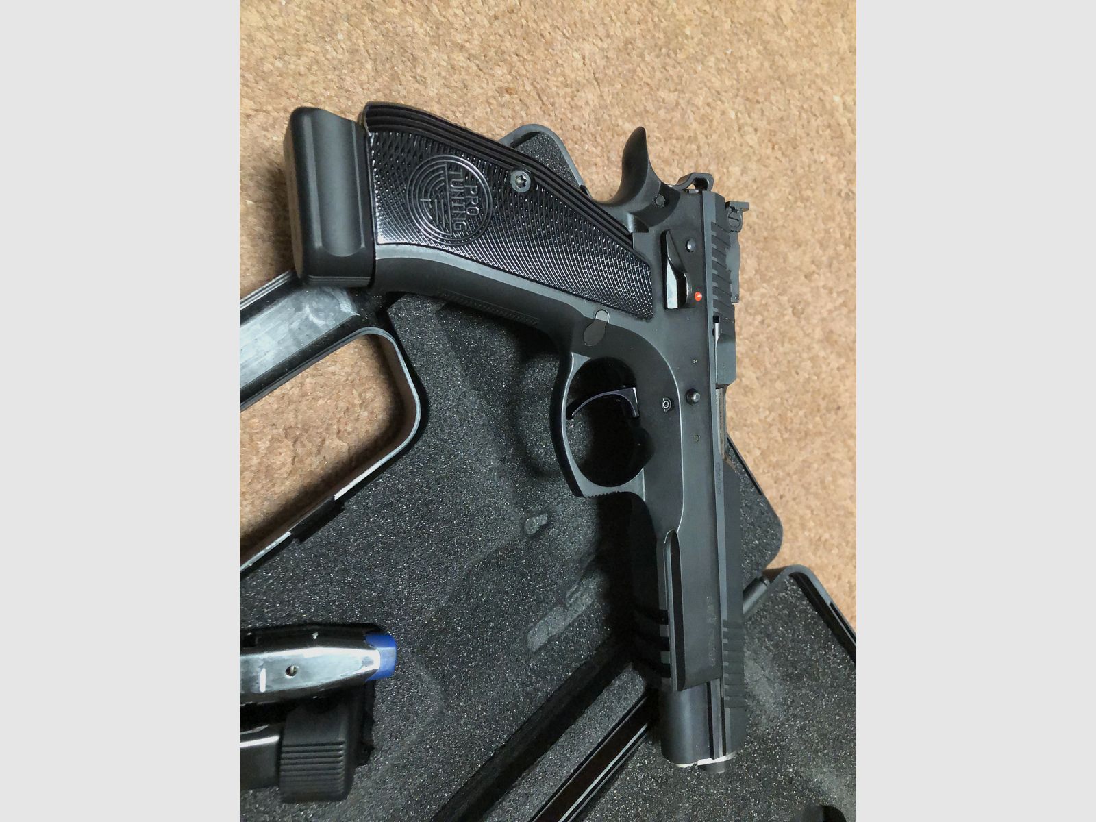 Taipan Pro Tuning en calibre 9 de la casa CZ