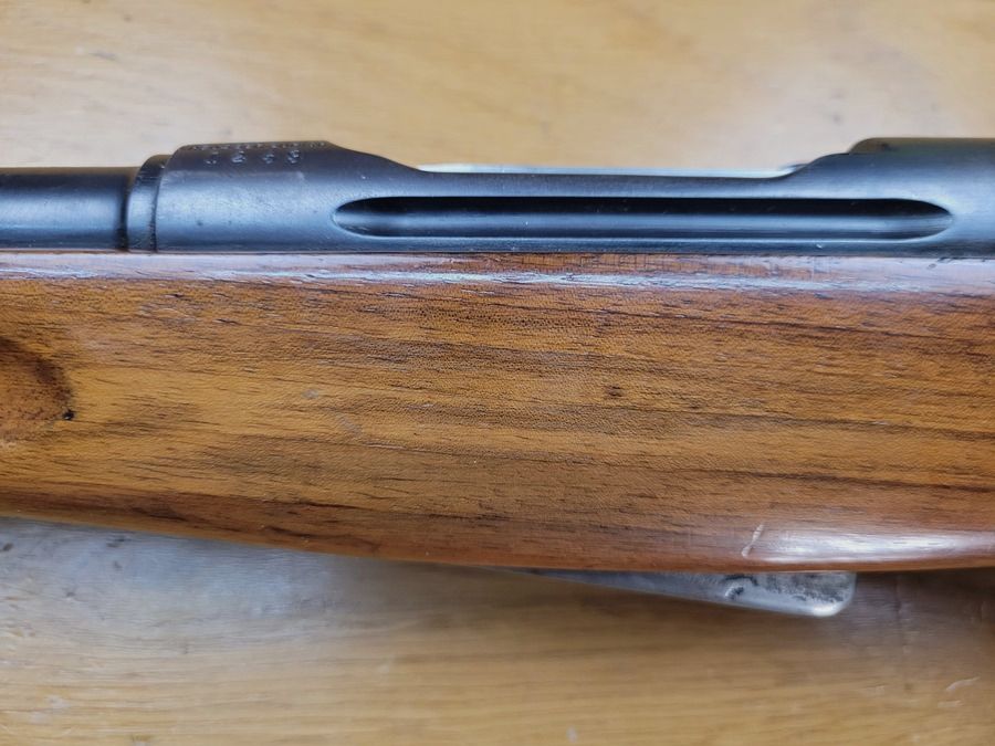 Sehr seltene Schmidt Rubin Büchse – mod.1889/1900 – Präzisionsschießen 22LR / Preis für Schießen – Umbau aus den 1920er Jahren auf eine Waffe des ersten Produktionsjahres – alle originalen Militärmarkierungen – außergewöhnliche Fluidität – Lauf und Holz in hervorragendem Zustand – Perfekte Ästhetik – besser als eine Rolex!, Bild 25 von 31