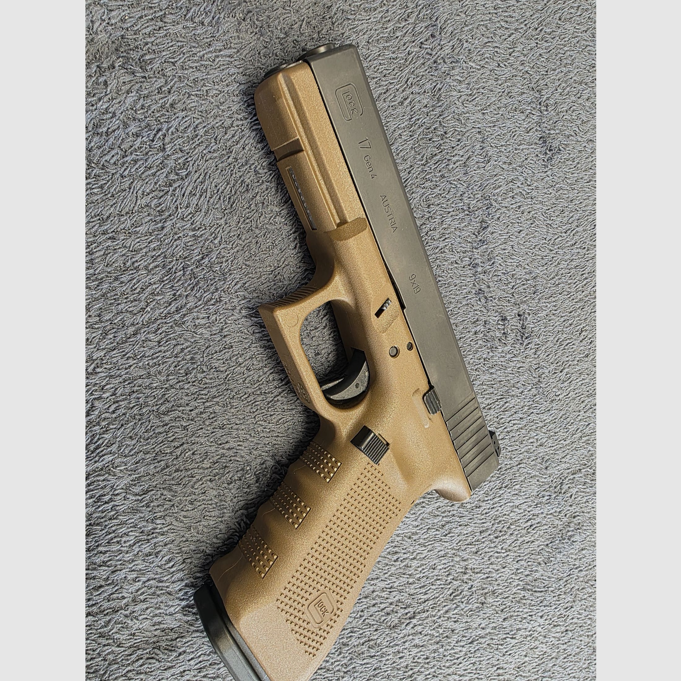 Glock 17 Gen4 , 9x19 Coyote , Bild 6 von 7