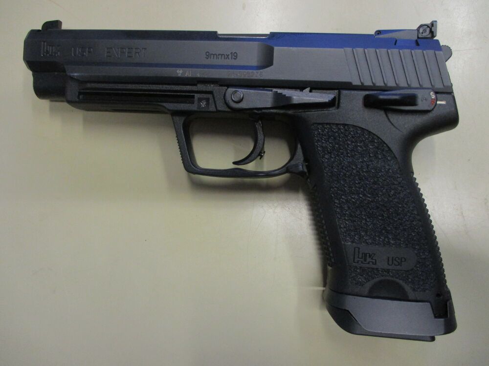 Heckler & Koch USP Expert
