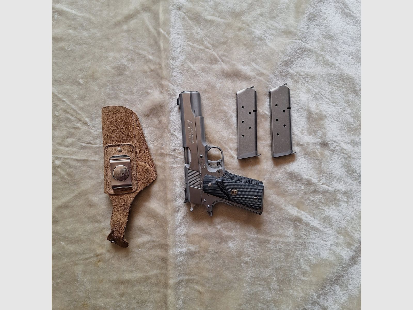 Colt Gold Cup .45 Stainless
