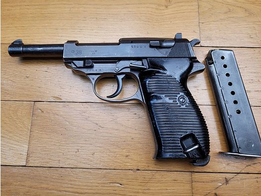 Très beau pistolet Walther P38 – Rare fabrication Mauser occupation française pour l&rsquo;Indochine – Rare code SVW46 – Bronzage d&rsquo;origine – Mono matricule- TBE +