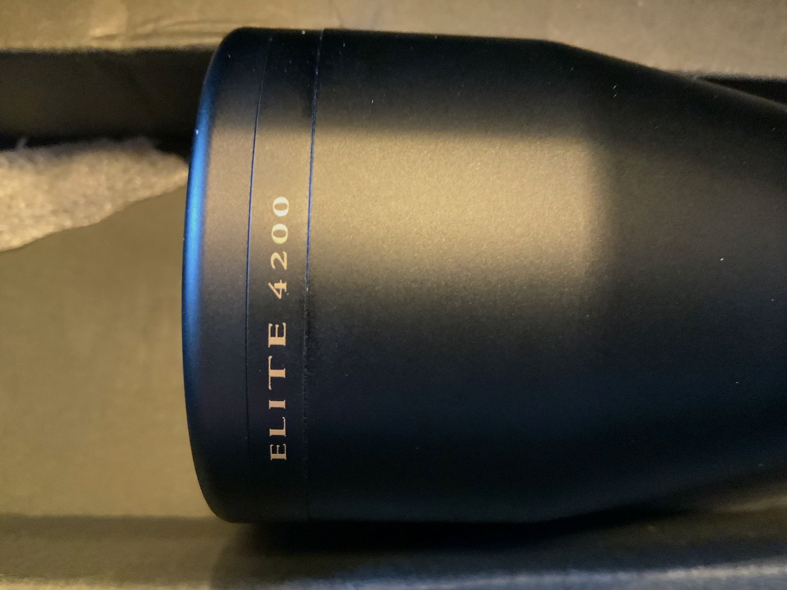 Zielfernrohr Bushnell Elite 4200  2.5-10x50  Rainguard-Beschichtung