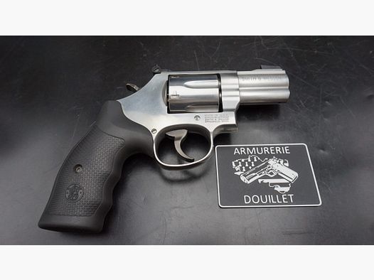 Revolver SMITH & WESSON 686 2,5 pouces .38SP/.357MAG OCCASION