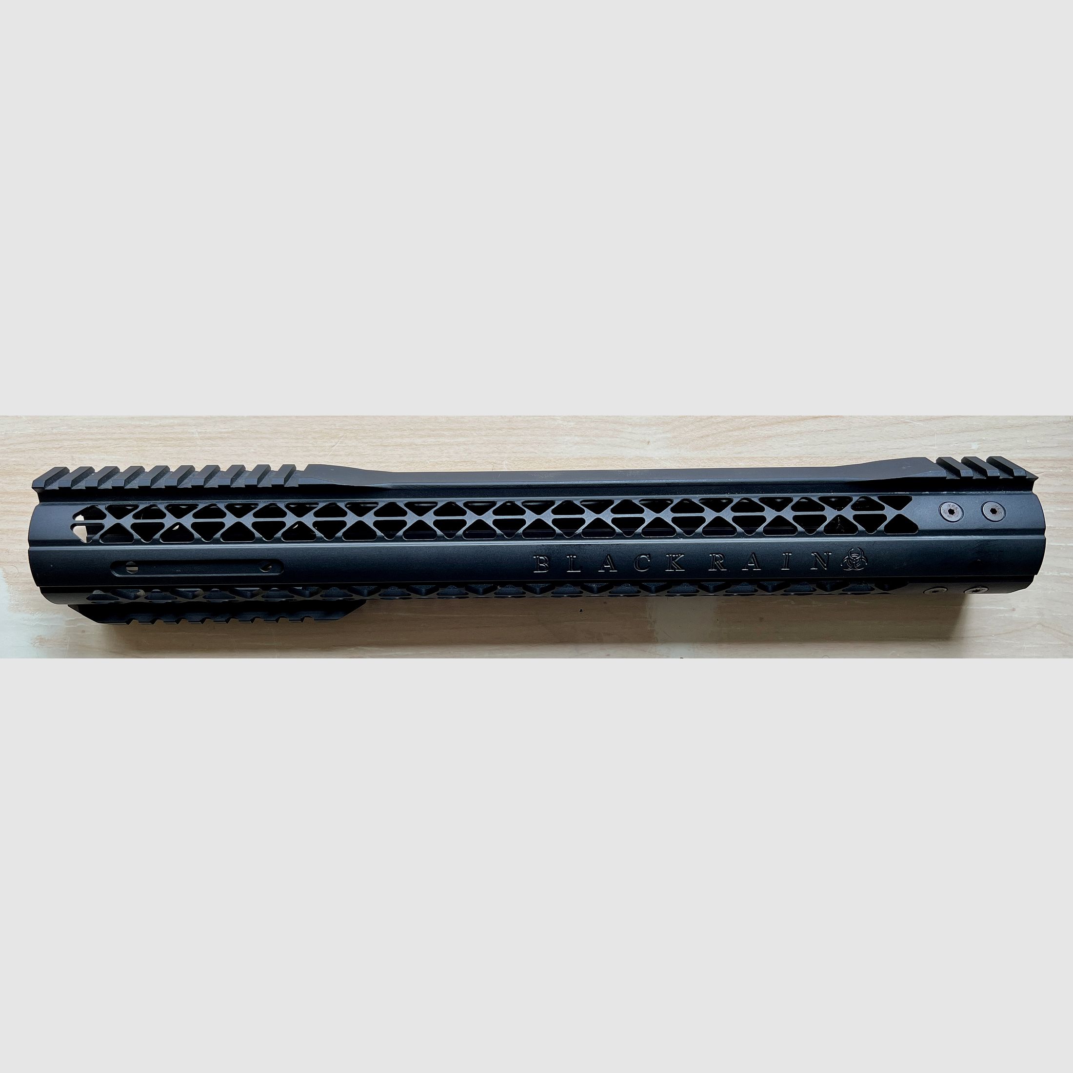 Black Rain Ordnance AR15 Handguard 15″ Freefloat Rail Picatinny – BRO – selten – neu