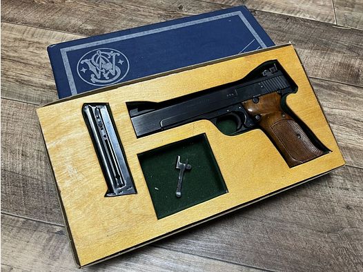 Smith & Wesson 41 .22lr