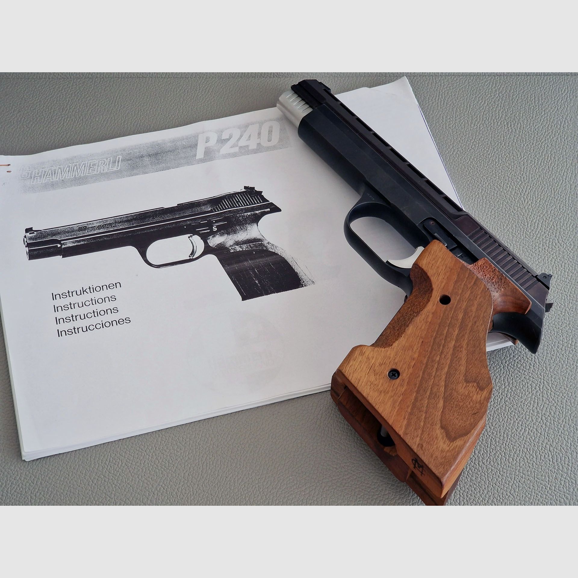 SIG Hämmerli P240 .22 lfb