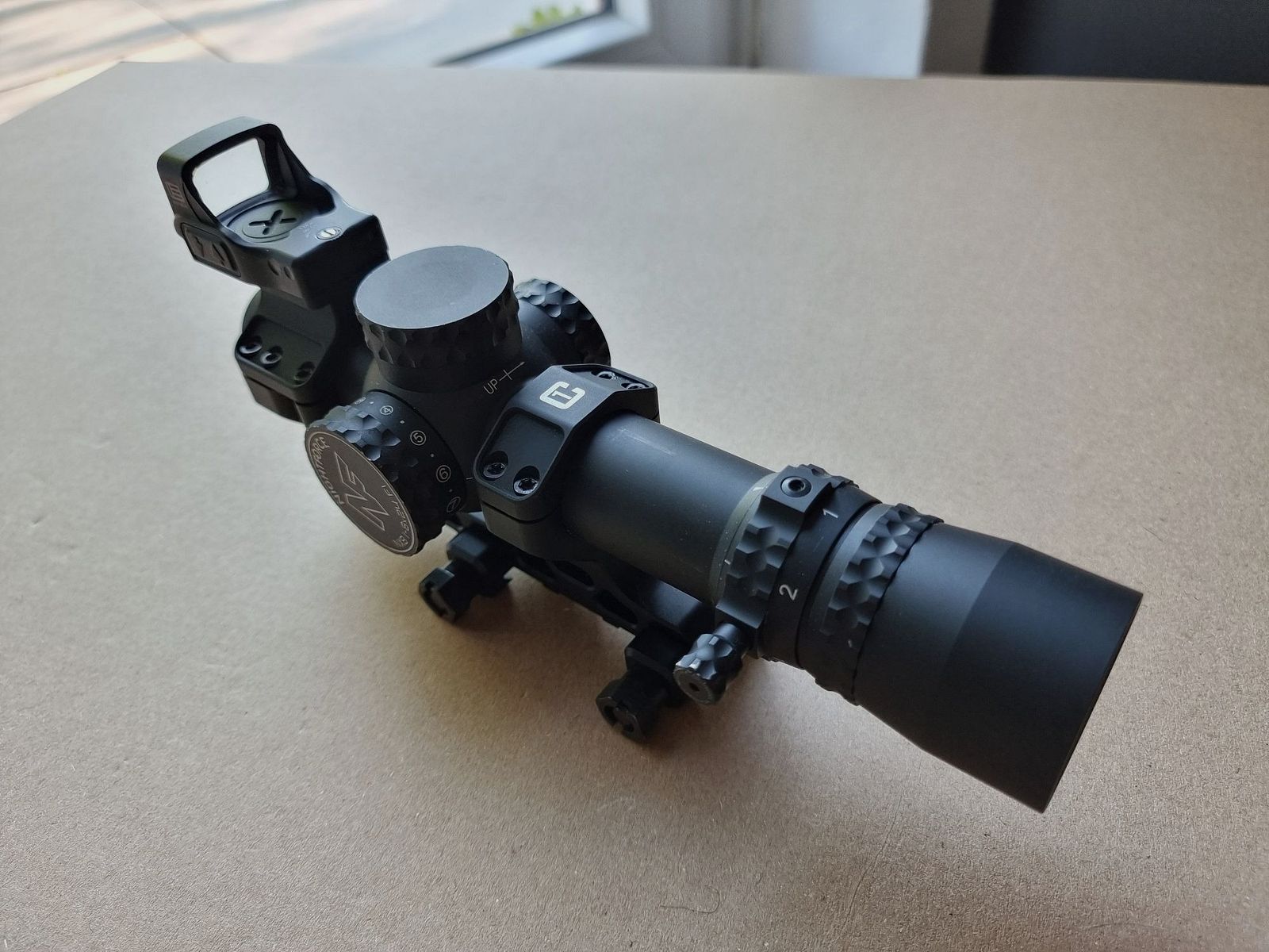 Nachtkraft NX8 1-8x24 MRAD + Eotech EFLX + Badger Ordnance C1 - OPTIEK COMPLEETSET !