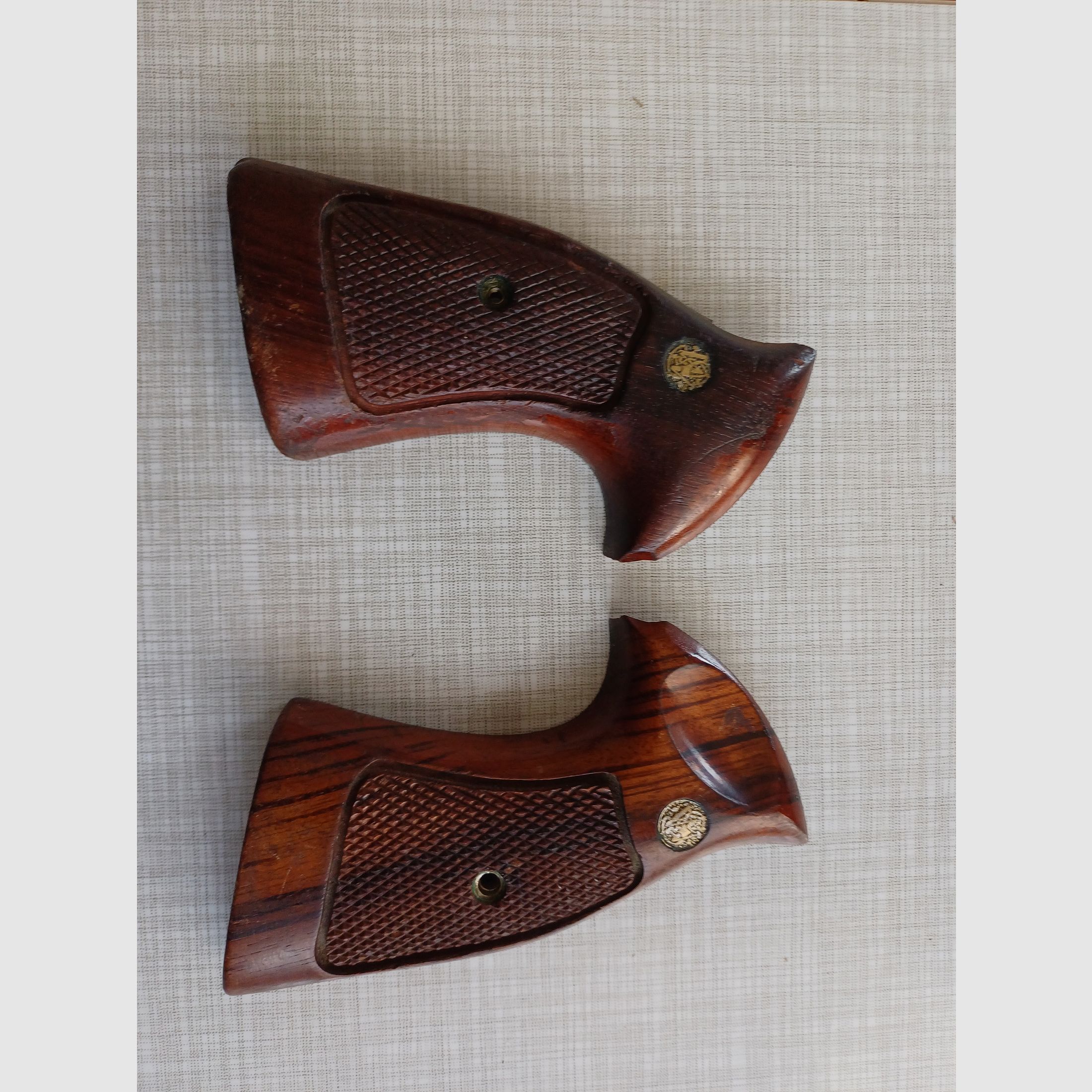 Grips Smith & Wesson Revolver 15-3 .38 Special