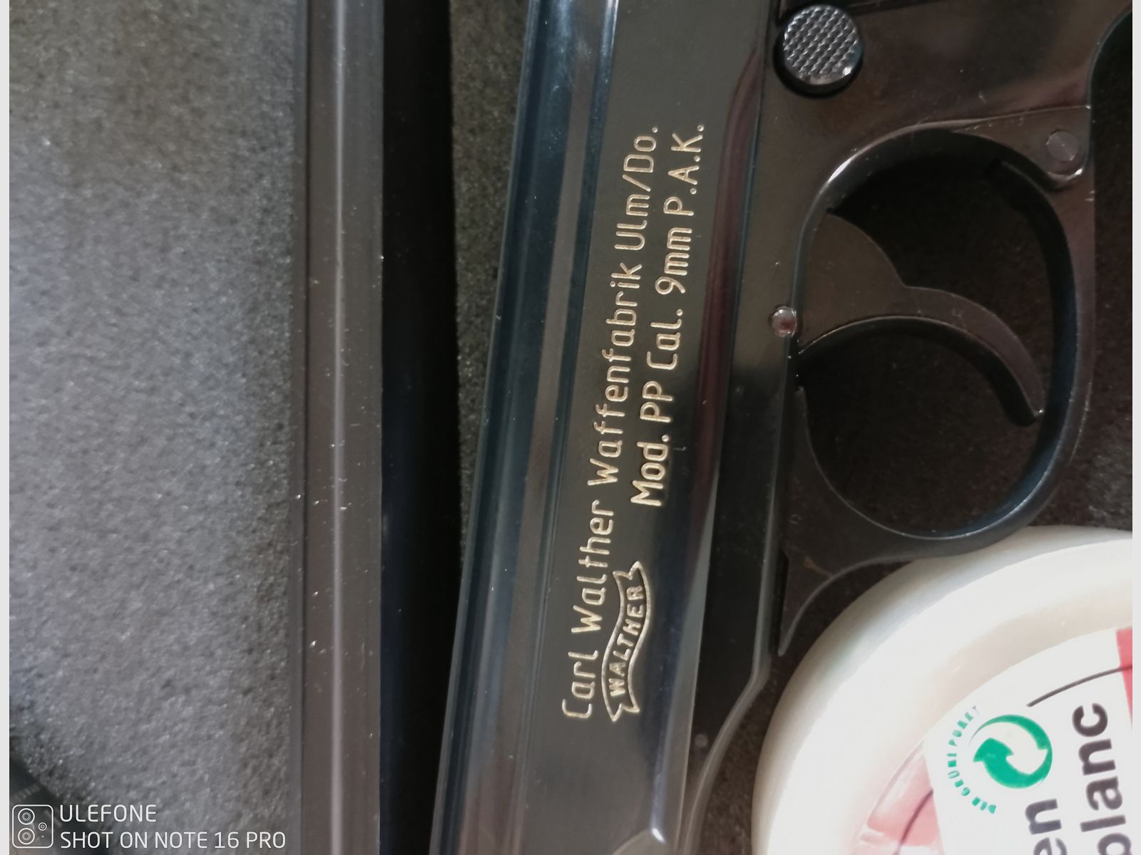 Walther P99 kal.9mm, Traangas, Flubberpatronen, Vuurwerk, Pistool