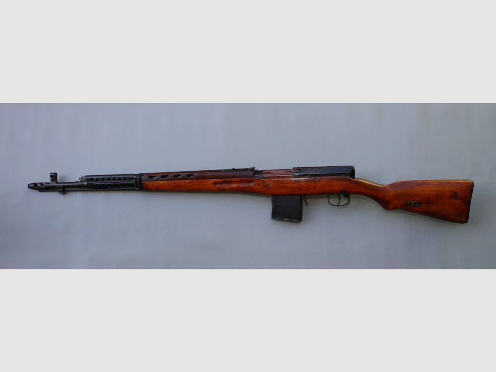 Tokarev SVT-40