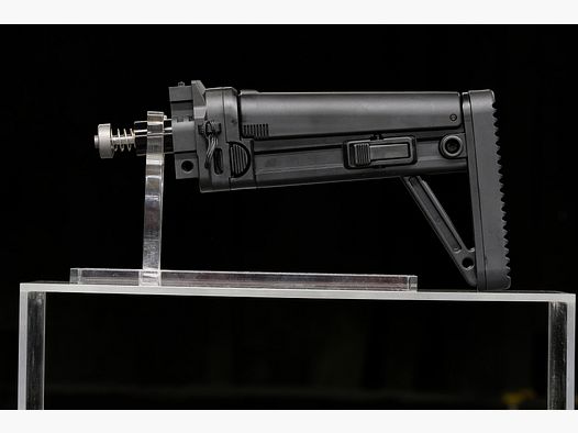 B&T APC 223/556 crosse pliante