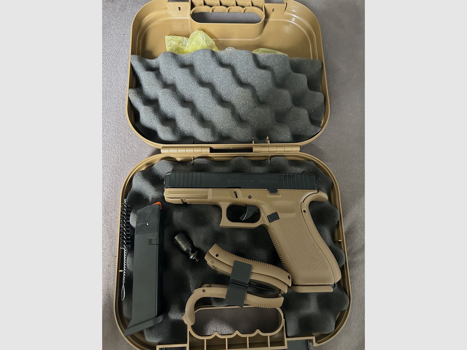 Glock 17 Gen 5 French Army+Erstamagazin